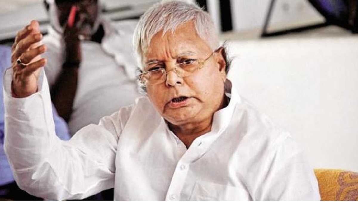 लालू प्रसाद यादव ने नई दिल्ली रेलवे स्टेशन पर भगदड़ में हुई मौत के लिए रेलवे को जिम्मेवार ठहराया